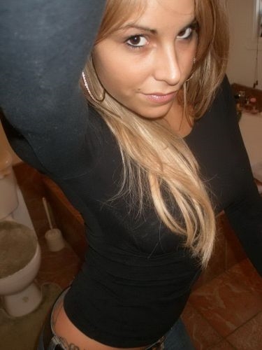 Albina, 22 ans, Le Poinconnet