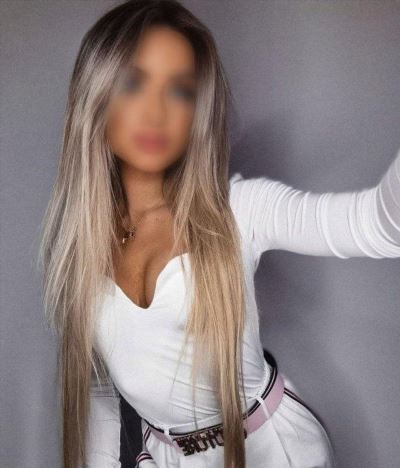 Charlotte, 28 ans, Aubergenville