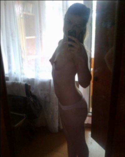 Laura, 30 ans, Saint-Pierre-en-Auge